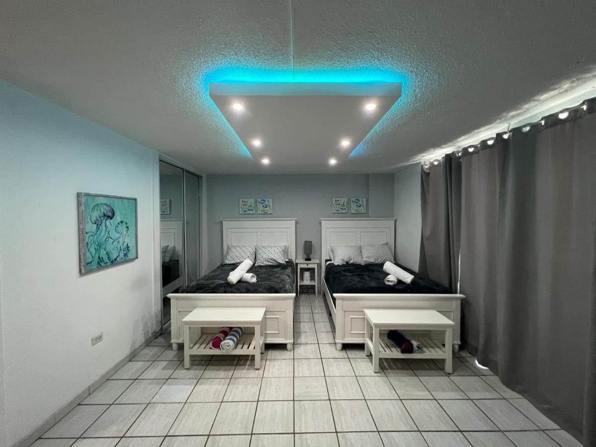 Apartamento Isla Puerto Rico, Two Full Beds